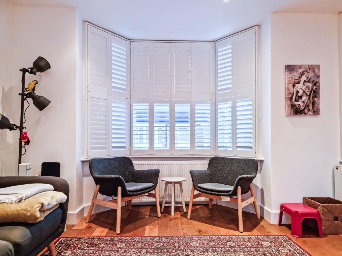 Pass The Keys Family Friendly 2 Bedroom Gem In Shepherd'S Bush London Eksteriør billede