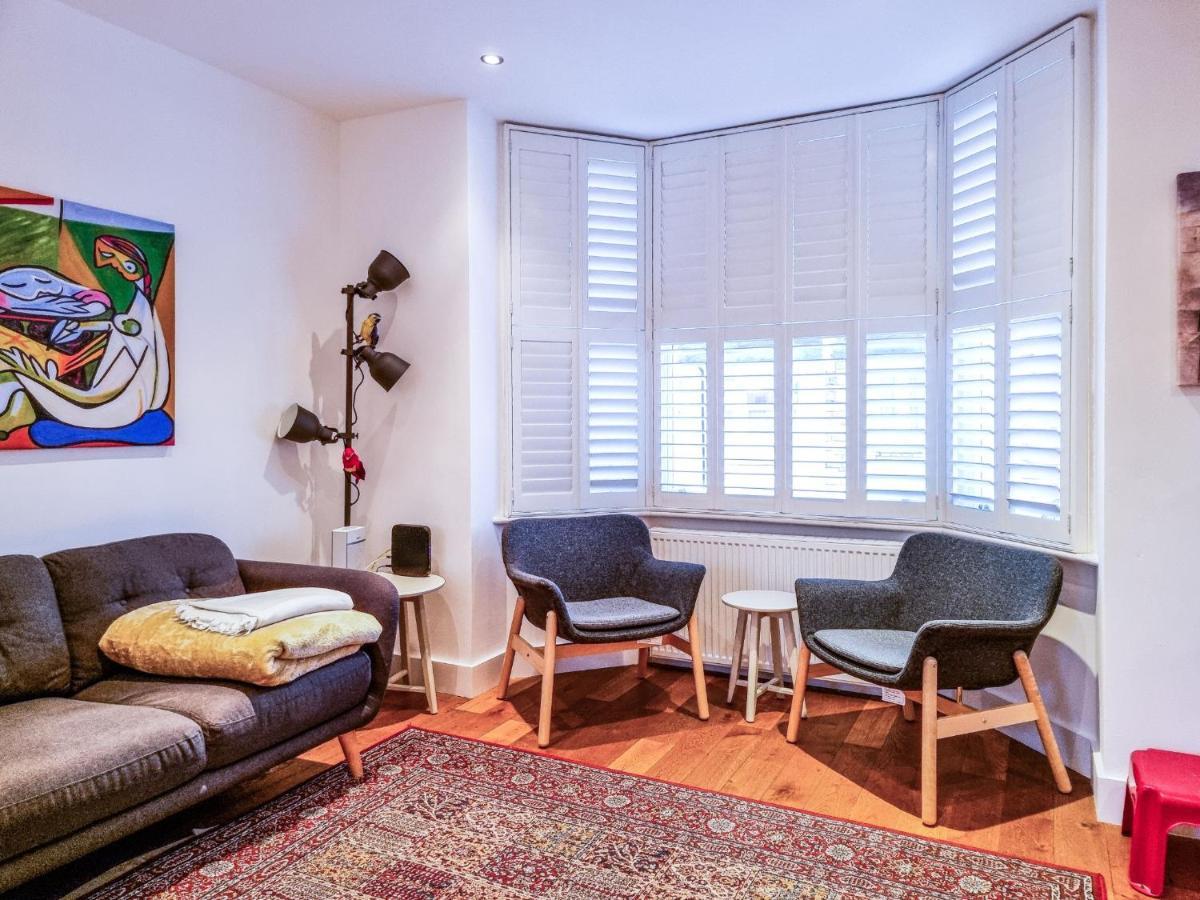 Pass The Keys Family Friendly 2 Bedroom Gem In Shepherd'S Bush London Eksteriør billede