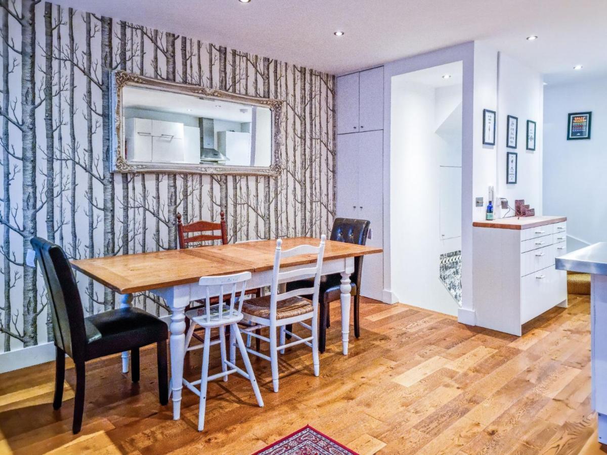 Pass The Keys Family Friendly 2 Bedroom Gem In Shepherd'S Bush London Eksteriør billede